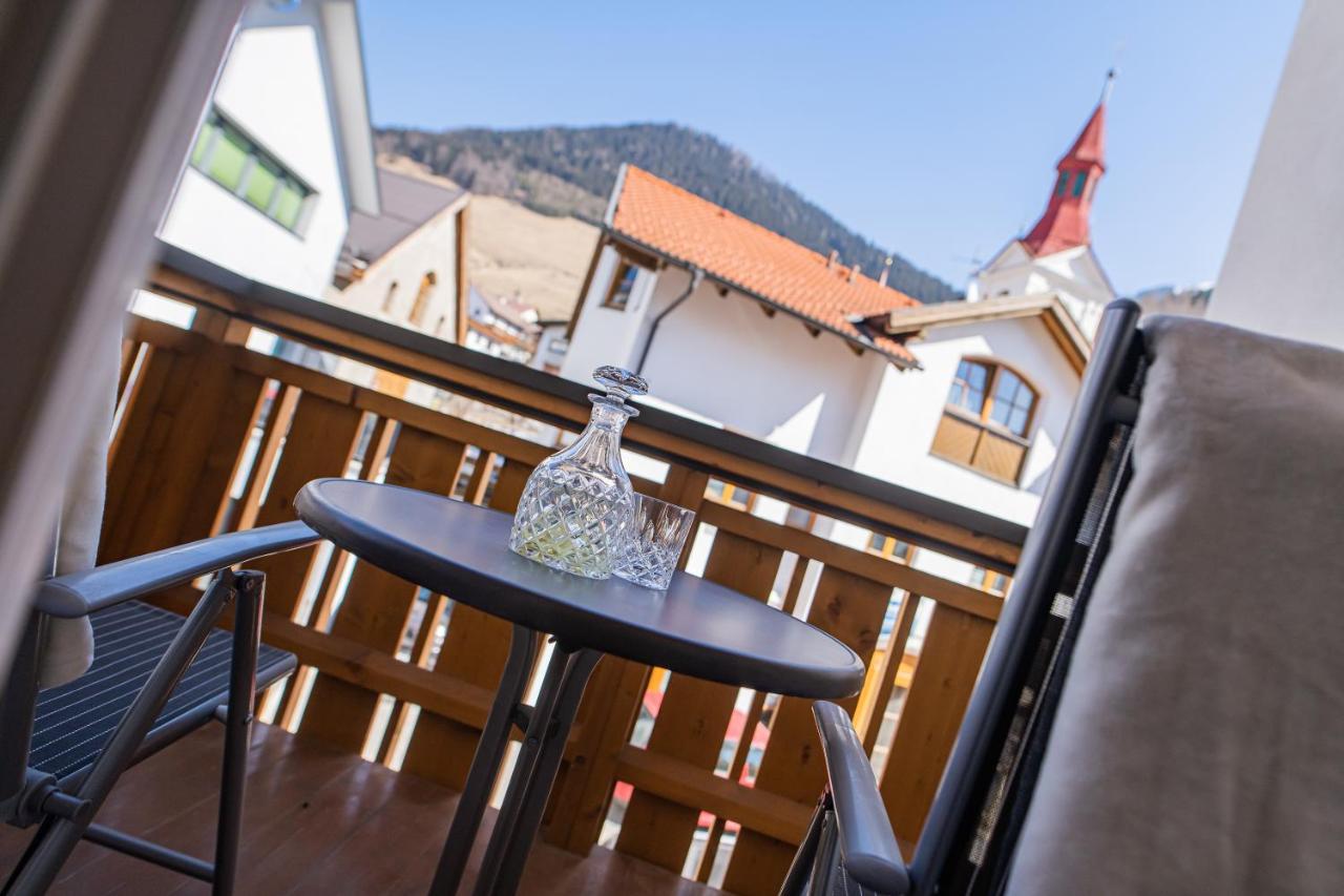 Aparthotel Hochland Gmbh Nauders Exterior foto
